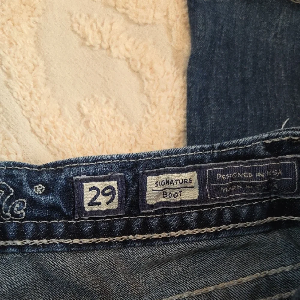 Miss Me Bootcut Jeans Thick White Stitch Bling Pockets Rhinestone Mid Rise - Picture 5 of 6